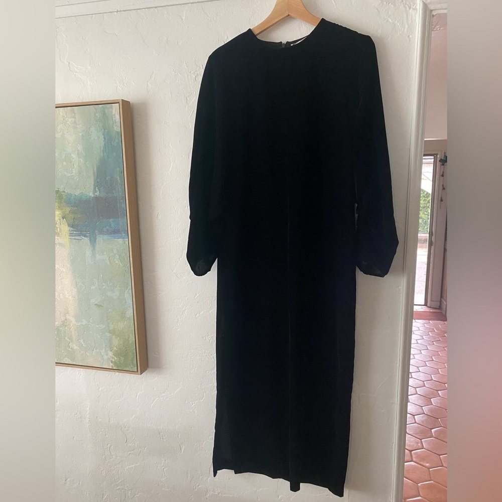 NWT black velvet Zara dress large - Picture 3 of 5